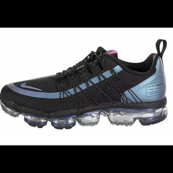 •SOLD• Nike Air Vapormax Run Utility Black Fuchsia - Picture 2 of 7
